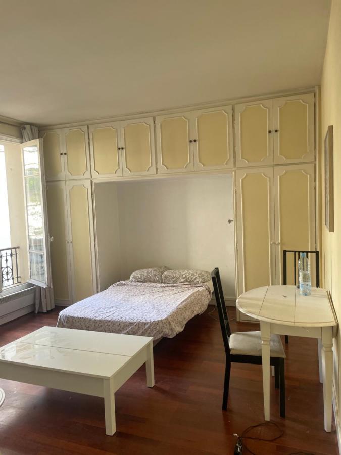 Charmant Appartement Vaugirard Париж Екстериор снимка